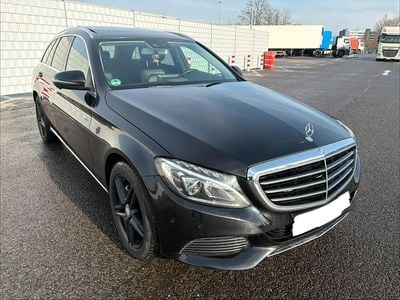 Gebraucht Mercedes C220 Exclusive 170 PS (125 kW) 2015 Schwarz Kombi