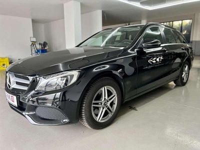 Gebraucht Mercedes C200 136 PS (100 kW) 2018 Schwarz  unilack Kombi