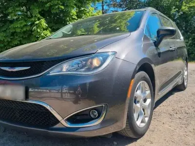 Usata Chrysler Pacifica Touring 287 CV (211 kW) 2019 Grigio Station wagon
