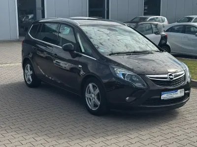 Gebraucht Opel Zafira Tourer 170 PS (125 kW) 2015 Braun Van / Kleinbus