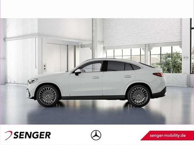 Gebraucht Mercedes GLC300 AMG 269 PS (197 kW) 2023 Weiß Coupé