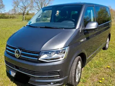 Gebraucht VW Multivan Generation Six 150 PS (110 kW) 2018 Grau Van / Kleinbus