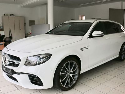 gebraucht Mercedes E63 AMG T 4Matic/MultiBeam/Burm./1.Hand