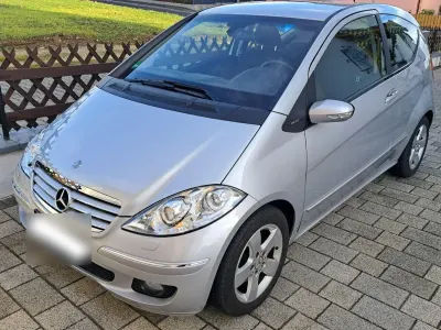 Gebraucht Mercedes A180 Classic 109 PS (80 kW) 2005 Silber Van / Kleinbus