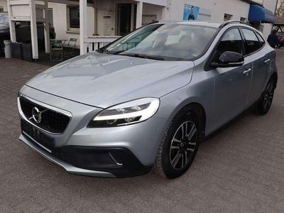 Gebraucht Volvo V40 CC Plus 152 PS (111 kW) 2018 Argento elettrico (477) Kombi