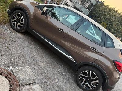 Usata Renault Captur 90 CV (66 kW) 2014 Marrone SUV