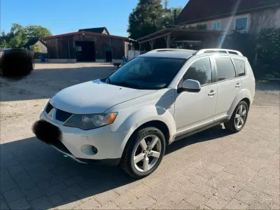 Gebraucht Mitsubishi Outlander 156 PS (114 kW) 2008 Weiß SUV