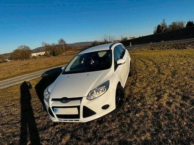 Gebraucht Ford Focus 115 PS (84 kW) 2013 Weiß Kombi