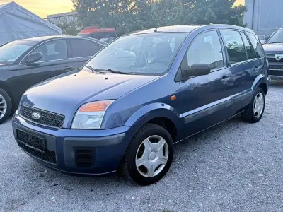 Usata Ford Fusion 80 CV (58 kW) 2006 Blu Utilitaria