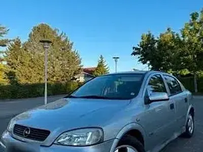 Gebraucht Opel Astra 101 PS (74 kW) 1999 Grau Limousine