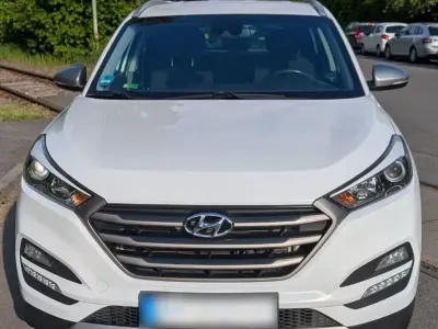 Używany Hyundai Tucson Advantage 132 KM (97 kW) 2017 Biały SUV