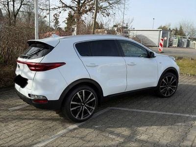Gebraucht Kia Sportage Edition 7 132 PS (97 kW) 2019 Weiß SUV