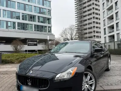 Gebraucht Maserati Quattroporte 411 PS (302 kW) 2015 Schwarz Limousine