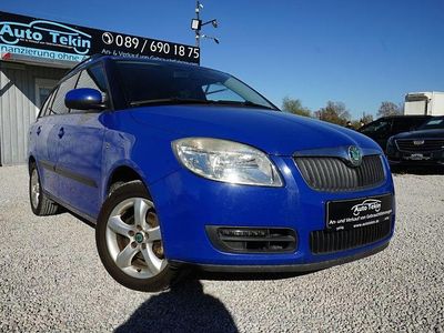 Gebraucht Skoda Fabia Style 69 PS (50 kW) 2009 Blau Kombi