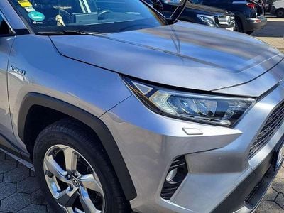 Gebraucht Toyota RAV4 Hybrid Team 218 PS (160 kW) 2020 Silber SUV