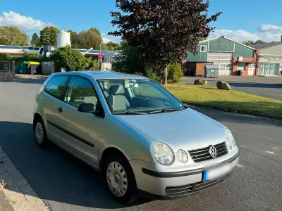 Gebraucht VW Polo 75 PS (55 kW) 2003 Silber Kleinwagen