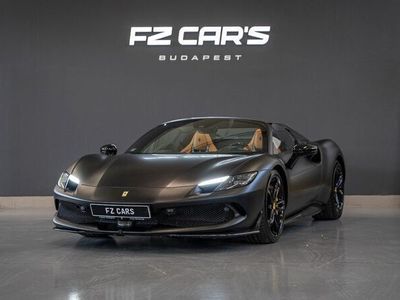 Gebraucht Ferrari 296 840 PS (617 kW) 2024 Schwarz Cabrio
