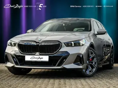 Gebraucht BMW 540 Comfort Edition 303 PS (222 kW) 2026 Oxidgrau ii metallic Kombi