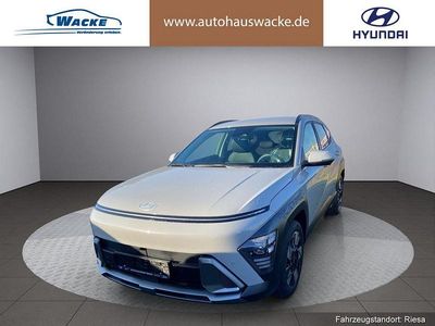 Farbe: grau Neu 2025 Hyundai Kona Prime SUV | 39.870 €