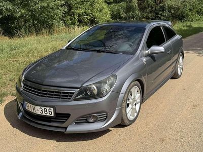 Opel Astra GTC