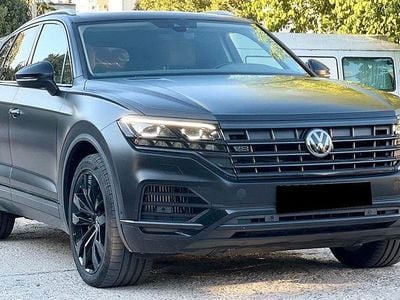 Schwarz Gebraucht 2019 VW Touareg Elegance SUV | 37.000 €