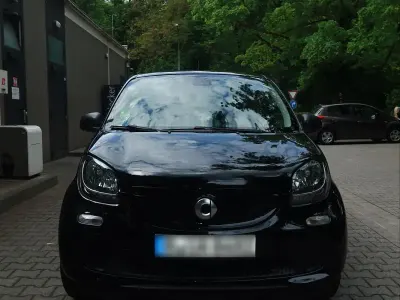 Gebraucht Smart ForFour 71 PS (52 kW) 2017 Schwarz Kleinwagen