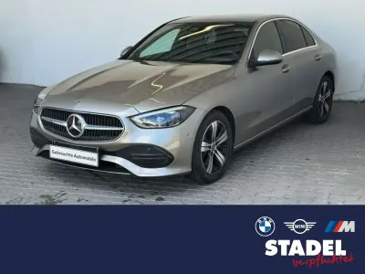 Gebraucht Mercedes C200 204 PS (150 kW) 2024 Silber Limousine