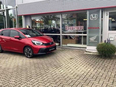 Gebraucht Honda Jazz Advance 107 PS (78 kW) 2024 Premium crystal red Kleinwagen