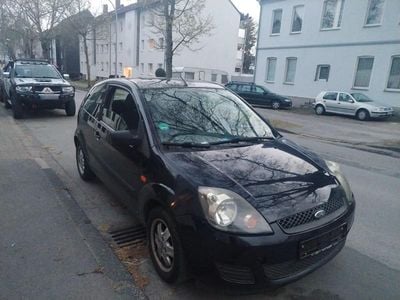 Gebraucht Ford Fiesta 60 PS (44 kW) 2007 Blau Kleinwagen
