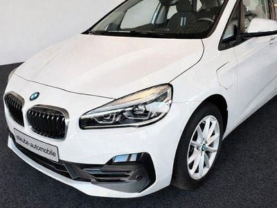 Gebraucht BMW 225 Sport Line 125 PS (91 kW) 2021 Weiß Kombi