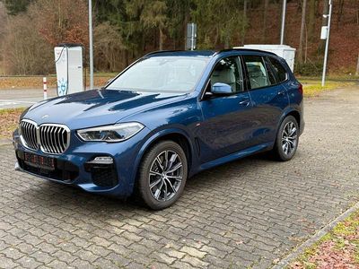 Blau Gebraucht 2019 BMW X5 M Sport SUV | 39.990 € (Etwas zu teuer)