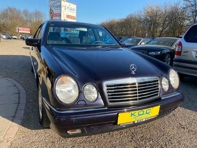 Mercedes E320