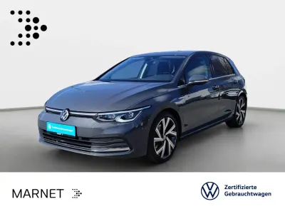 Używany VW Golf VIII Sport 190 KM (139 kW) 2022 Szary Sedan/Limuzyna