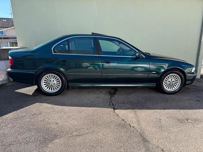 Second-hand BMW 523 170 CP (125 kW) 1998 Verde Berlinǎ