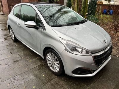 gebraucht Peugeot 208 1.2 Allure PureTech 110 STOP & START Allure