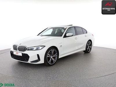 Gebraucht BMW 320e M Sport 163 PS (119 kW) 2022 Alpinweiss iii Limousine
