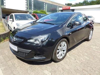 Schwarz Gebraucht 2015 Opel Astra GTC Coupé | 10.598 € (Teuer)