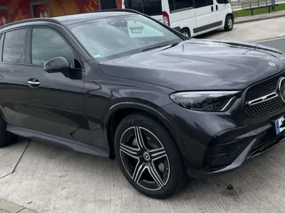 Gebraucht Mercedes GLC450 AMG line 367 PS (269 kW) 2024 Grau SUV