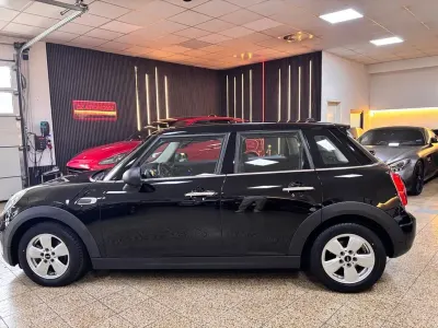 Gebraucht Mini ONE 75 PS (55 kW) 2017 Schwarz Kleinwagen