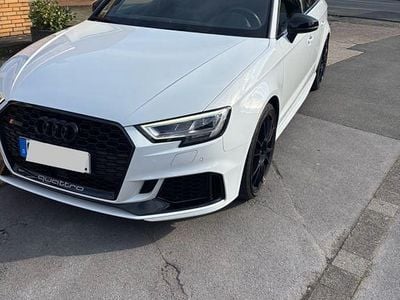 Second-hand Audi RS3 Ambiente 400 CP (294 kW) 2018 Alb Berlinǎ