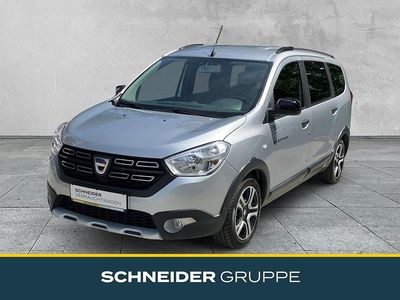 Highland grey Gebraucht 2021 Dacia Lodgy Stepway Van / Kleinbus | 15.490 € (Etwas zu teuer)
