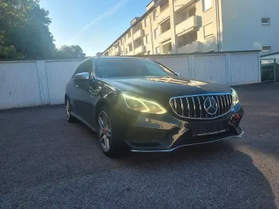 Gebraucht Mercedes E350 Avantgarde 252 PS (185 kW) 2014 Schwarz Limousine