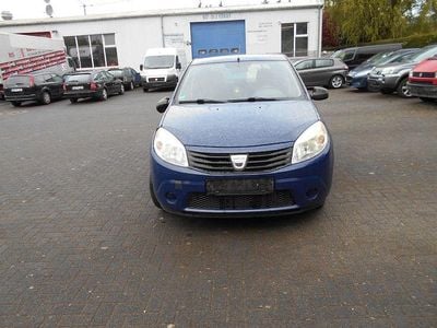 Usata Dacia Sandero 75 CV (55 kW) 2009 Blu Berlina