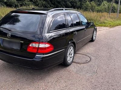 Mercedes E320