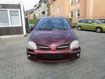 Gebraucht Nissan Almera Tino Acenta+ 116 PS (85 kW) 2004 Rot Van / Kleinbus