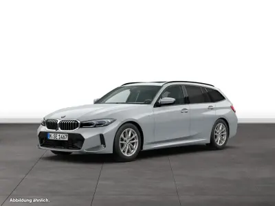 Gebraucht BMW 330 M Sport 258 PS (189 kW) 2026 Grau Kombi