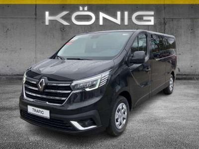 Tenebroschwarz metallic Gebraucht 2024 Renault Trafic Life Van / Kleinbus | 44.798 € (Teuer)