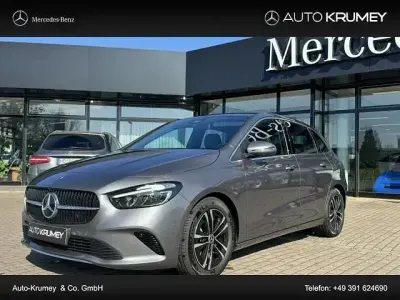Gebraucht Mercedes B200 Progressive 150 PS (110 kW) 2023 Grau Kleinwagen