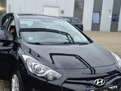 Gebraucht Hyundai i30 136 PS (100 kW) 2013 Schwarz Kombi