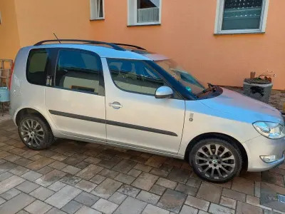 Gebraucht Skoda Roomster Style 86 PS (63 kW) 2012 Grau Van / Kleinbus